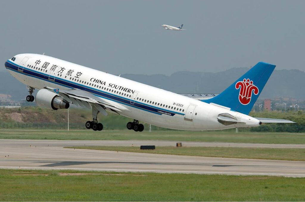 Why is China Southern Airlines Selling Its Entire Boeing 787-8 Fleet?